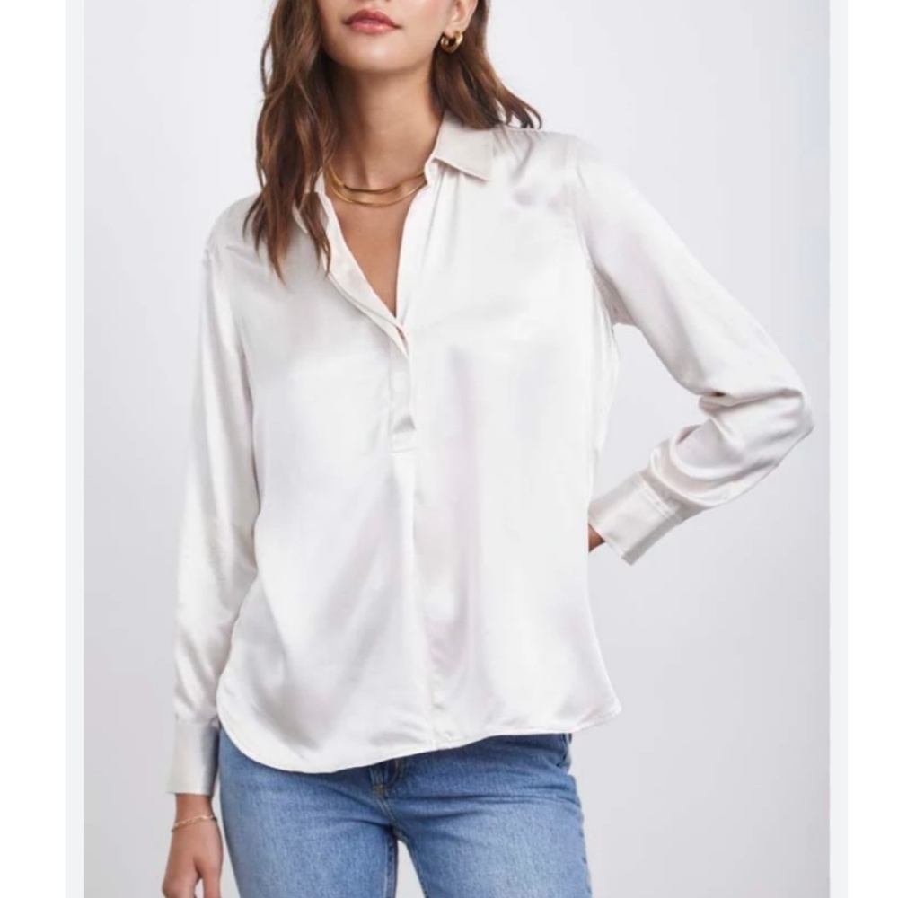 Rails Nisa‎ Satin Button-up Blouse - Picture 4 of 13